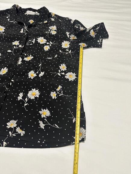 Alfred Dunner Short Sleeve Button Up Black White Floral Polka Dot Blouse SZ 16 - Picture 5 of 8